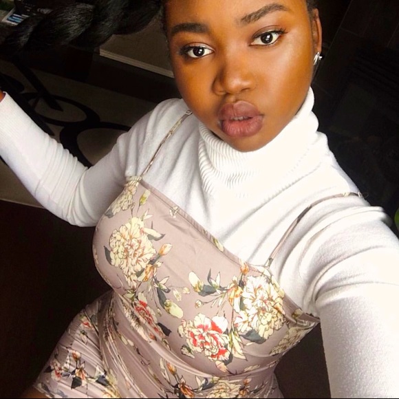 Beige floral satin square neck mini slip dress - Picture 3 of 9